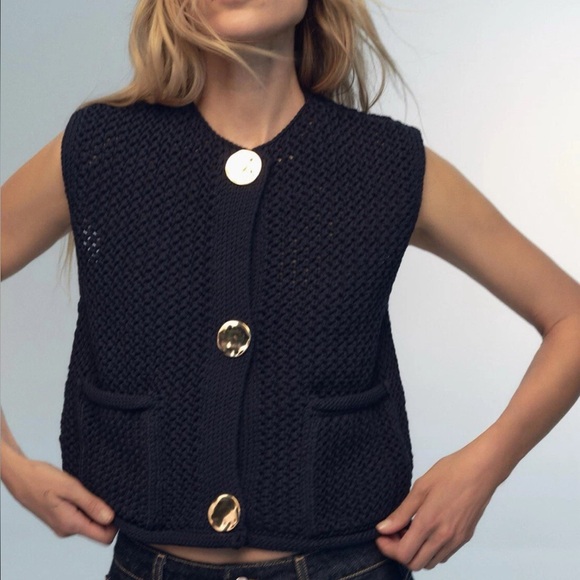 Zara Sweaters - Zara Navy Blue Chunky Knit Button Front Sweater Vest Gold Buttons Size Small